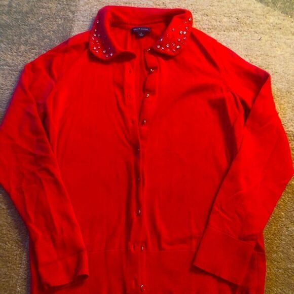 Tommy Hilfigers sweater  - Picture 1 of 5